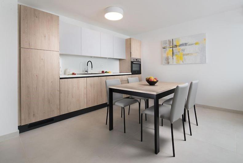 Edra Suite Apartment Umag Luaran gambar